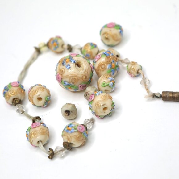 Vintage Murano Venetian Cream Wedding Cake Art Glass Beads Necklace 1930s Floral - Picture 9 of 11